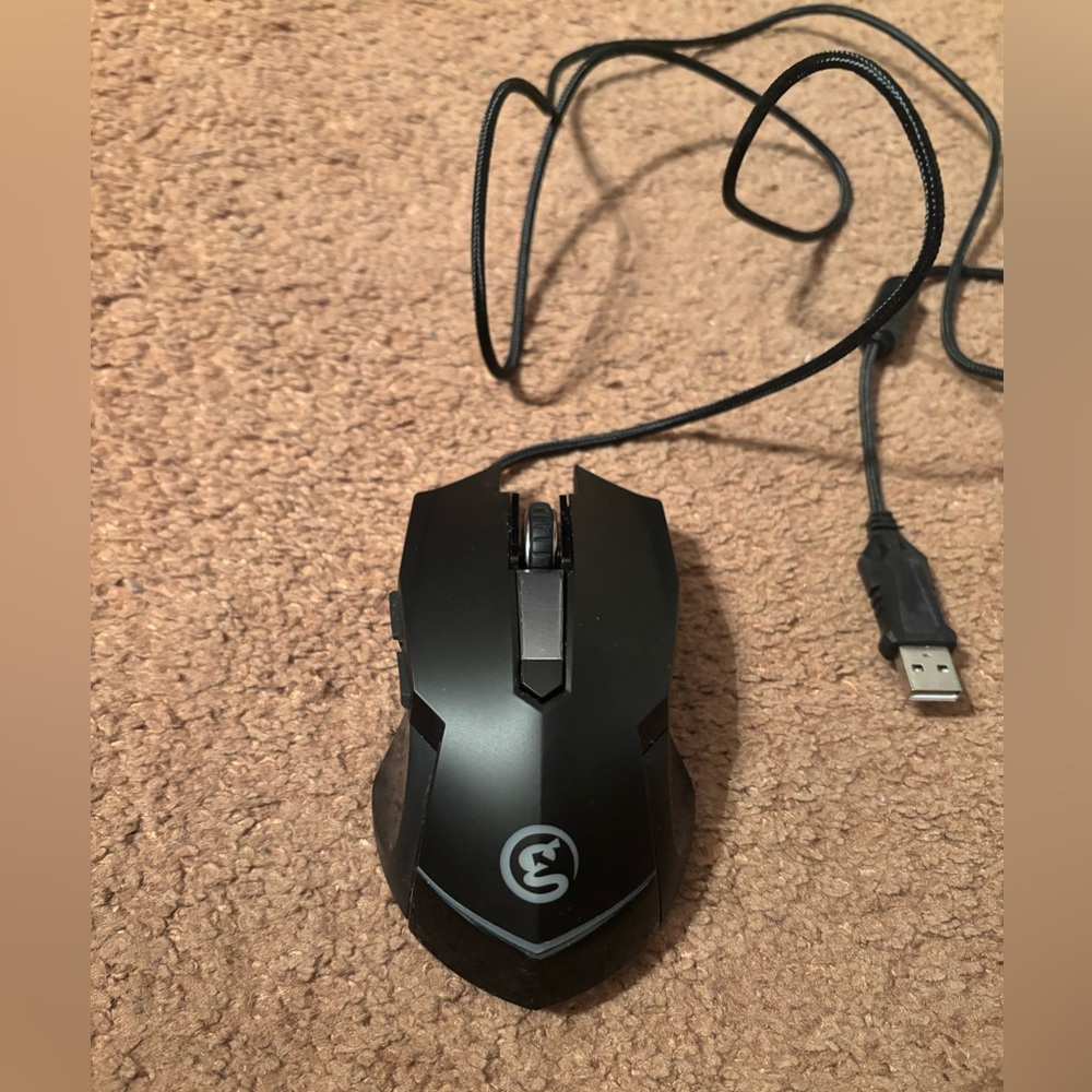 GAME SIR RGB GAMING MOUSE clicky accurate comfortable black wired pc